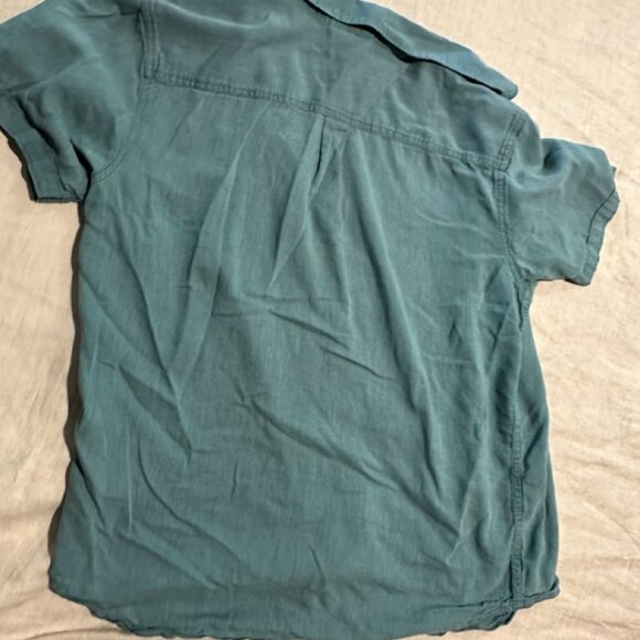 Columbia Hemp Short Sleeve Button Down - Picture 2 of 4